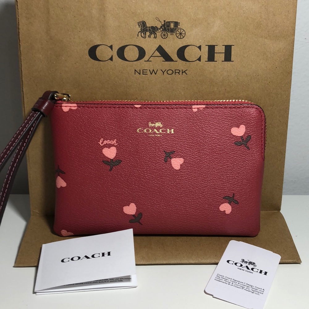 Coach Love ❤️ One Zip wristlets - 6” L x 4” H NWT
